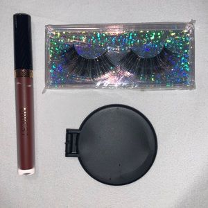 Makeup bundle